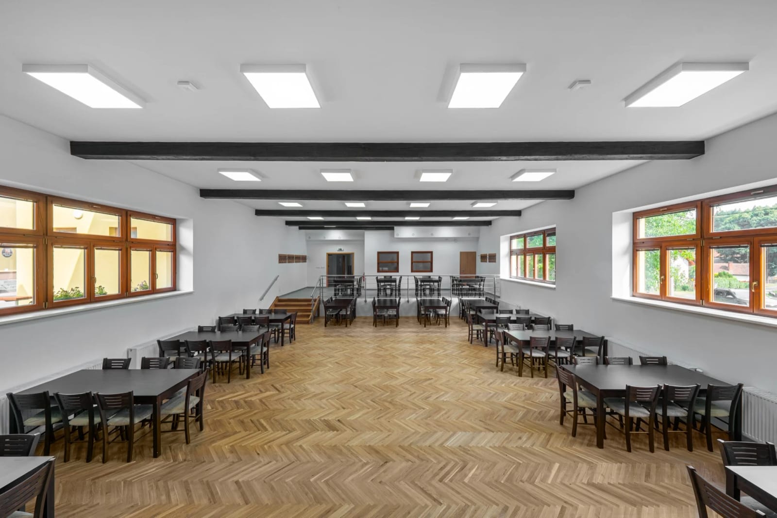 Fotograf staveb a realizací pro POZIMOS — Multifunkční centrum Šanov, foto 5