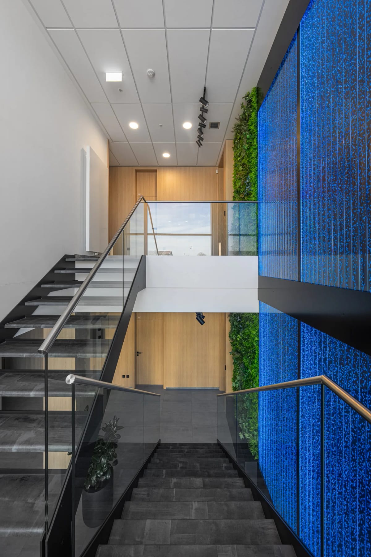 Interiéry pro designérské studio TOKA — Kanceláře EVT Stavby ve Svitavách, foto 4