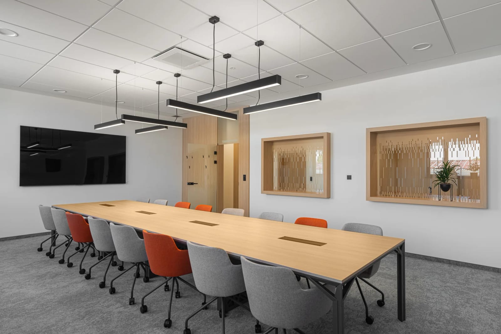 Interiéry pro designérské studio TOKA — Kanceláře EVT Stavby ve Svitavách, foto 5
