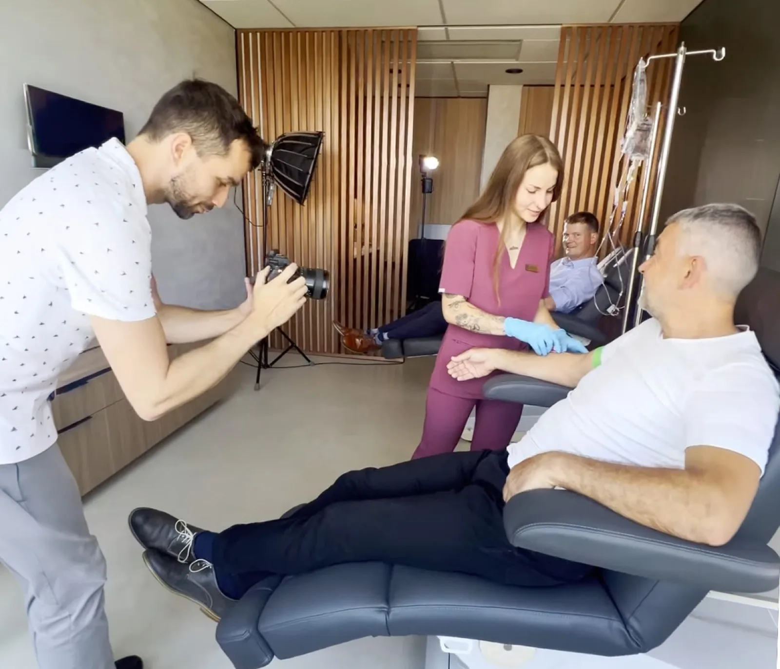 Backstage – Momentum Clinic photo shoot