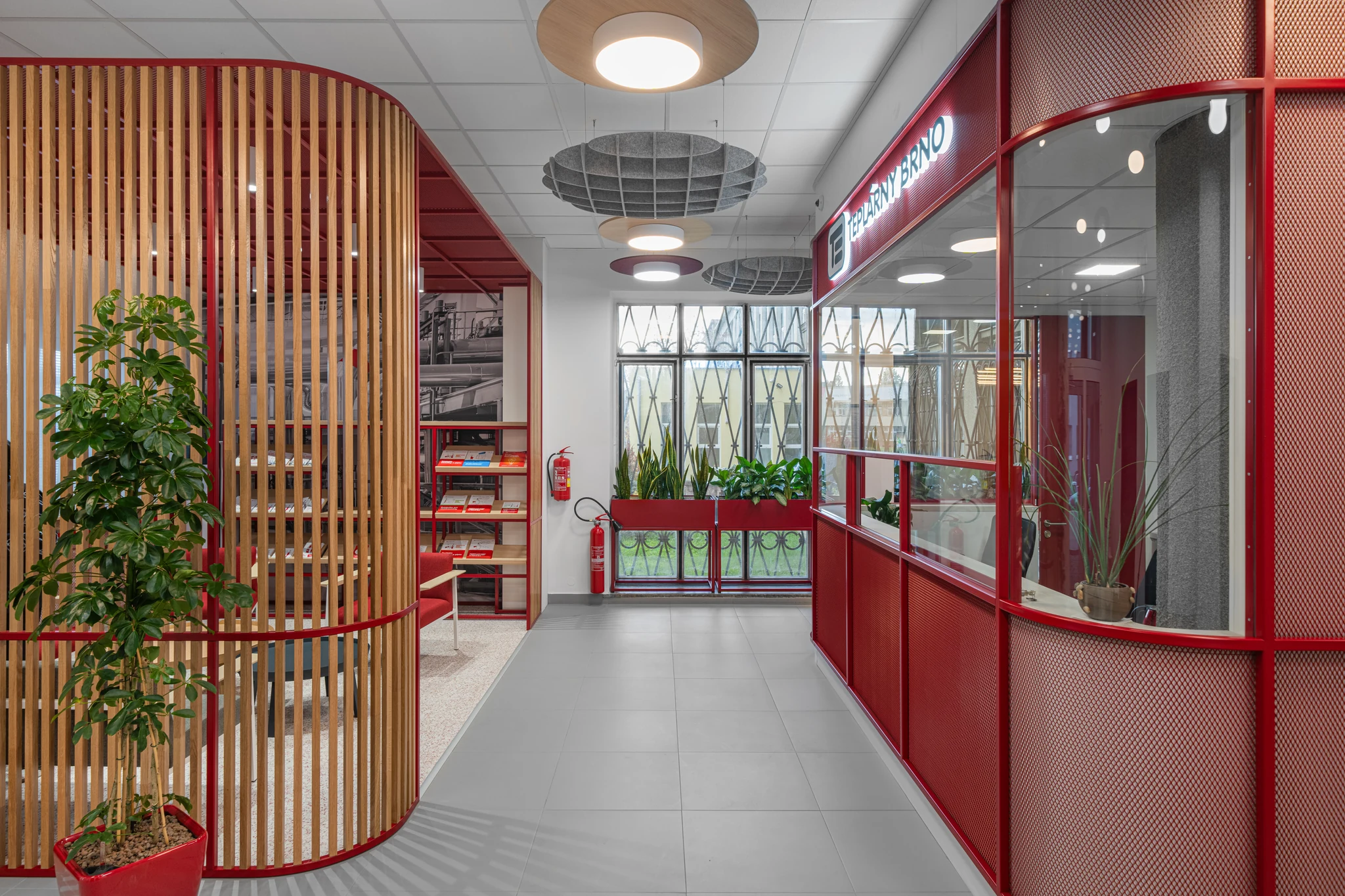 Interiéry pro designérské studio TOKA — Recepce Tepláren Brno, foto 4