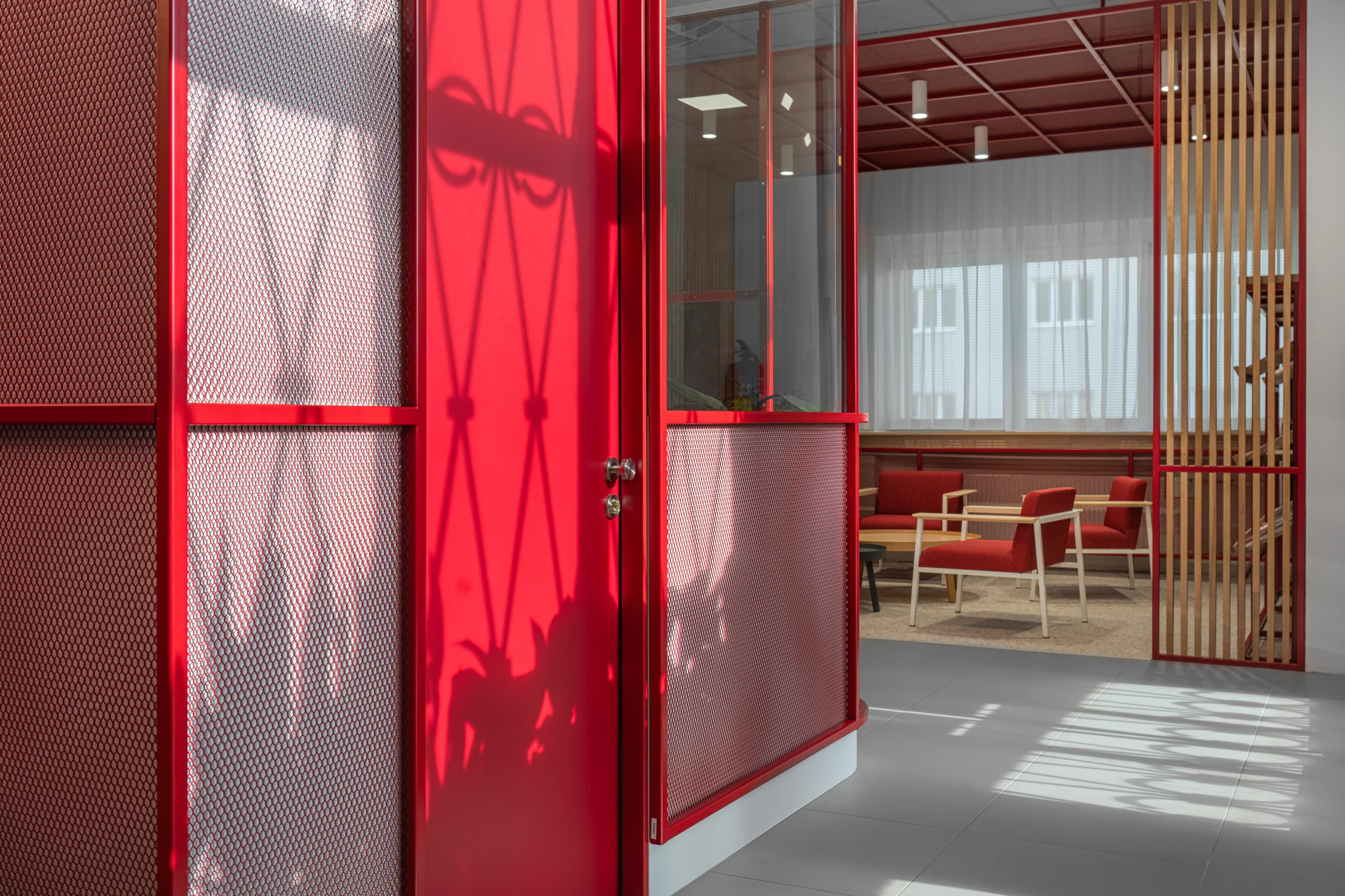 Interiéry pro designérské studio TOKA — Recepce Tepláren Brno, foto 7